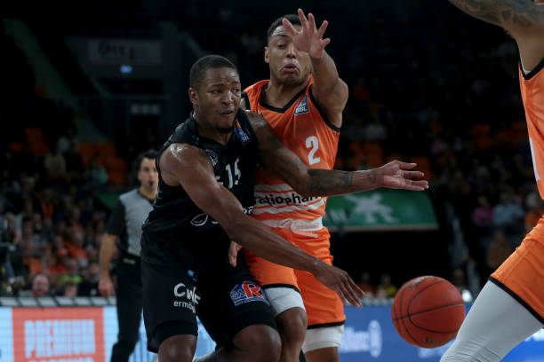 更是经验的 更是经验的