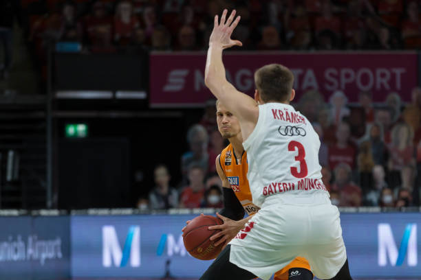 在当前激烈 在当前激烈